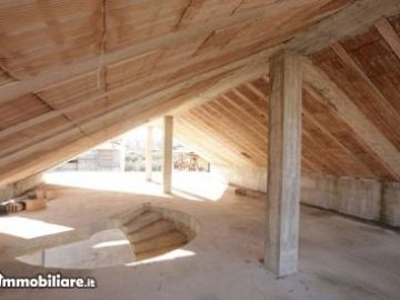 Casa indipendente in vendita a Vasto (CH) VIA INCORONATA foto 7