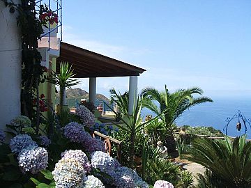 Appartamento in affitto a Lipari (ME) via quattropani 98055 lipari me foto 3