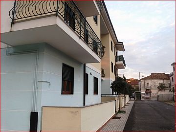 Appartamento in vendita a Castelnuovo Cilento (SA) via Nazionale foto 10