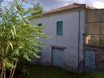 Casa indipendente in vendita a Ari (CH) Contrada Santa Maria  foto 1