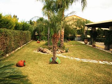 Villa in vendita a Campofelice di Roccella (PA) C.da Piana calzata foto 9