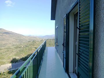 Appartamento in vendita a Isnello (PA) Via Carmelo Virga (Padre Pino Puglisi) foto 4