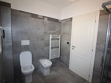 Villa bifamiliare in vendita a Ortona (CH)  foto 4