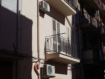 Casa indipendente in vendita a Campofelice di Roccella (PA) Via Antonino D'Anna n.51 foto 2
