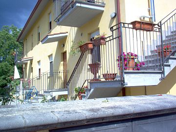 Villa quadrifamiliare in vendita a Fara Filiorum Petri (CH) Via Sant'Eufemia  foto 1