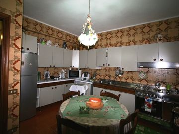 Appartamento in vendita a Campofelice di Roccella (PA) Via Alcide de Gasperi foto 13