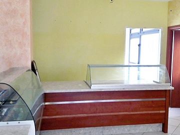 Negozio o Locale in vendita a Rosciano (PE) via delle betulle foto 7