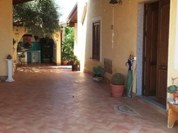 Villa in affitto a Campofelice di Roccella (PA)  foto 13