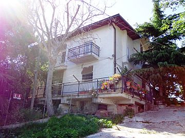 Casa indipendente in vendita a Guardiagrele (CH) contrada caprafico foto 2