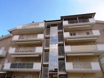 Appartamento in vendita a Alba Adriatica (TE) Via Tevere foto 18