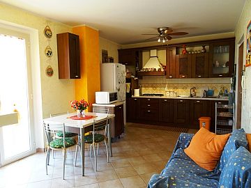Appartamento in vendita a Alba Adriatica (TE) Via Tevere foto 1