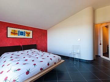 Villa bifamiliare in vendita a Monteodorisio (CH)  foto 9