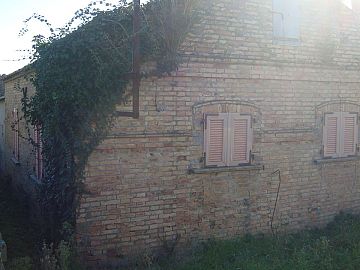 Casale o Rustico in vendita a Pollutri (CH) contrada San Barbato 113 foto 4