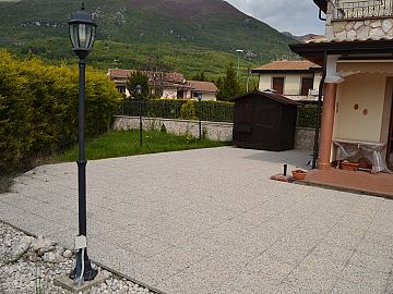 Casa indipendente in vendita a Castel di Sangro (AQ) Loc.ta' Piana s. Liberata foto 9