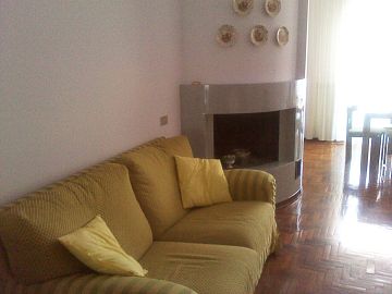 Appartamento in vendita a Pescara (PE) via delfico 25 foto 2