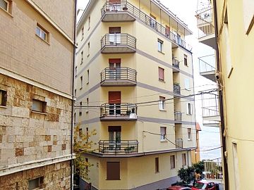 Appartamento in vendita a Chieti (CH) borgo marfisi foto 2