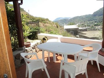 Appartamento in affitto a Lipari (ME) c./da vizzina 98055 lipari foto 1