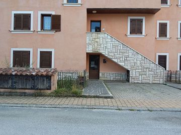 Appartamento in vendita a Alfedena (AQ) Via atina foto 1