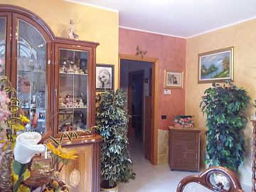 Appartamento in vendita a Castel di Sangro (AQ) Via Numicia, 36 foto 2