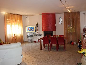 Casa indipendente in vendita a Tufillo (CH) vico 1° S. Antonio Abate foto 1