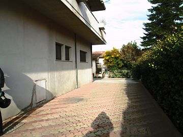 Appartamento in vendita a Collecorvino (PE) VIA SANTA MARIA foto 4