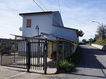 Casale o Rustico in vendita a Miglianico (CH) contrada montupoli avenna, 39 foto 2