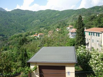 Appartamento in vendita a Castiglione Chiavarese (GE) Via Vecchia foto 3