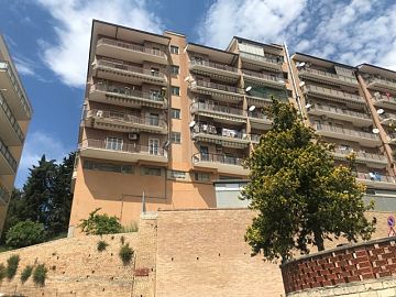 Appartamento in vendita a Chieti (CH) Via De Novellis n.57 foto 1