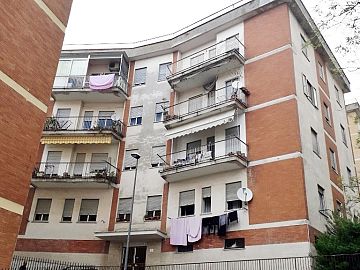 Appartamento in vendita a Chieti (CH) via enrico carusi foto 2