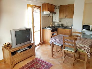 Appartamento in vendita a Campo di Giove (AQ) Via Marconi, 32 foto 2