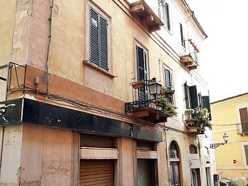 Appartamento in vendita a Chieti (CH) via cesare de lollis foto 3