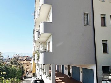 Appartamento in vendita a Chieti (CH) via eugenio bruno foto 2