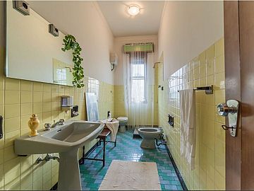 Villa in vendita a Montesilvano (PE) corso umberto 14 foto 9