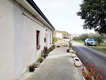 Casa indipendente in vendita a Bucchianico (CH) contrada pantanella foto 4