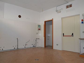 Stabile o Palazzo in vendita a Montesilvano (PE) via chiappinello foto 24
