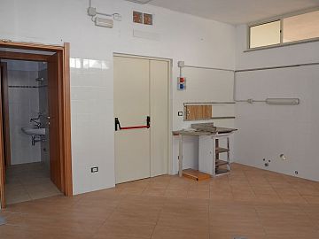 Stabile o Palazzo in vendita a Montesilvano (PE) via chiappinello foto 25