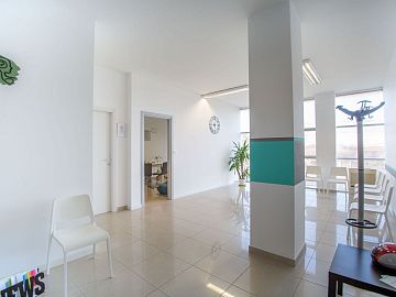 Ufficio in vendita a Città Sant'Angelo (PE) Via Matrino,1 foto 2