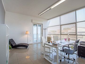 Ufficio in vendita a Città Sant'Angelo (PE) Via Matrino,1 foto 8