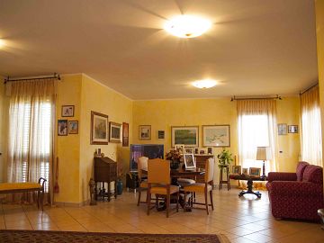 Appartamento in vendita a Francavilla al Mare (CH) strada statale Val di Foro foto 1