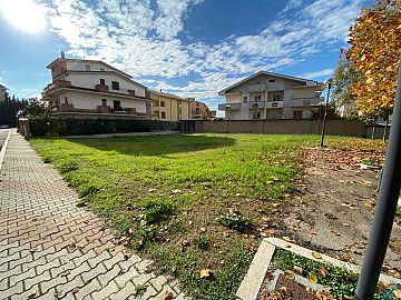 Terreno Edificabile Res. in vendita a Pescara (PE)  foto 5
