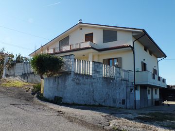 Villa in vendita a Manoppello (PE) Via Carluzzi foto 30