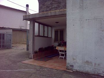 Casale o Rustico in vendita a Collecorvino (PE) contrada Caparrone foto 2