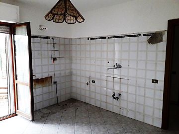 Villa a schiera in vendita a Bellante (TE) via pietro nenni foto 12