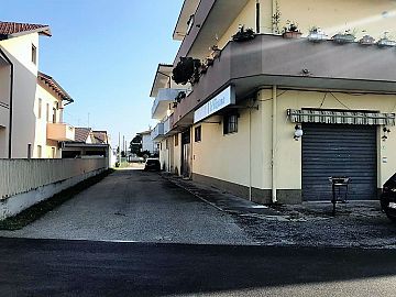 Capannone in vendita a San Giovanni Teatino (CH) via lago maggiore foto 2