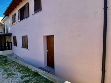 Casa indipendente in vendita a Cugnoli (PE) Contrada San Pietro 45 foto 2