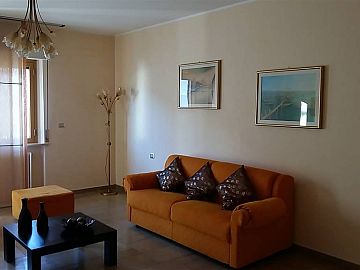Appartamento in vendita a Chieti (CH) Via degli Hernici 5 foto 2