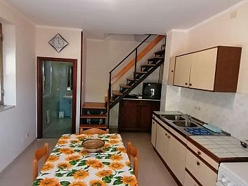 Appartamento in vendita a Ascea (SA) via Stampella foto 2