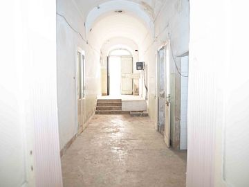 Stabile o Palazzo in vendita a Trani (BT)  foto 7
