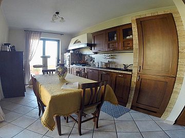 Porzione di Villa in vendita a Montesilvano (PE) STRADA COMUNALE CASE D AGNESE foto 10