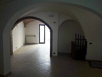 Negozio o Locale in affitto a Chieti (CH) via degli agostiniani foto 5